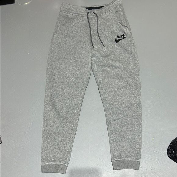 Nike Jogger Sweatpants - Picture 1 of 8